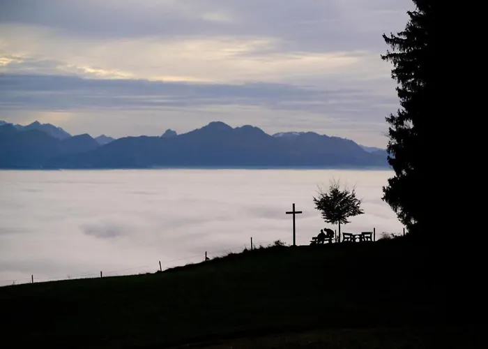 Tolles Im Allgaeu Mit Alpenblick *